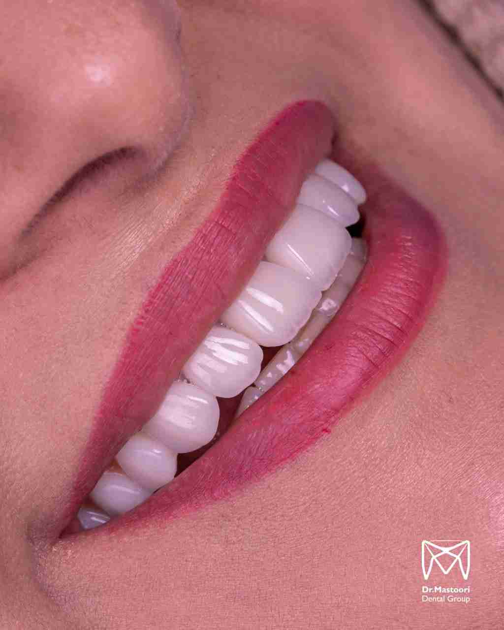 زینب السادات مستوری مؤسس گروه دندانپزشکی دکتر مستوری