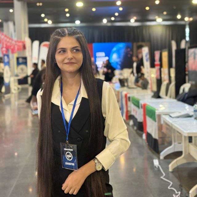 ستایش سعیدی